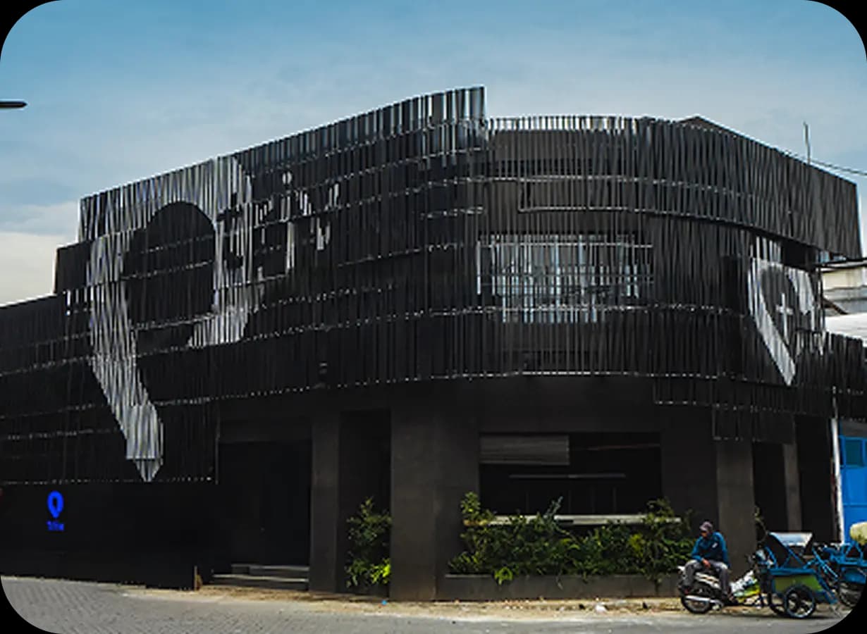 Gedung kantor TRIV